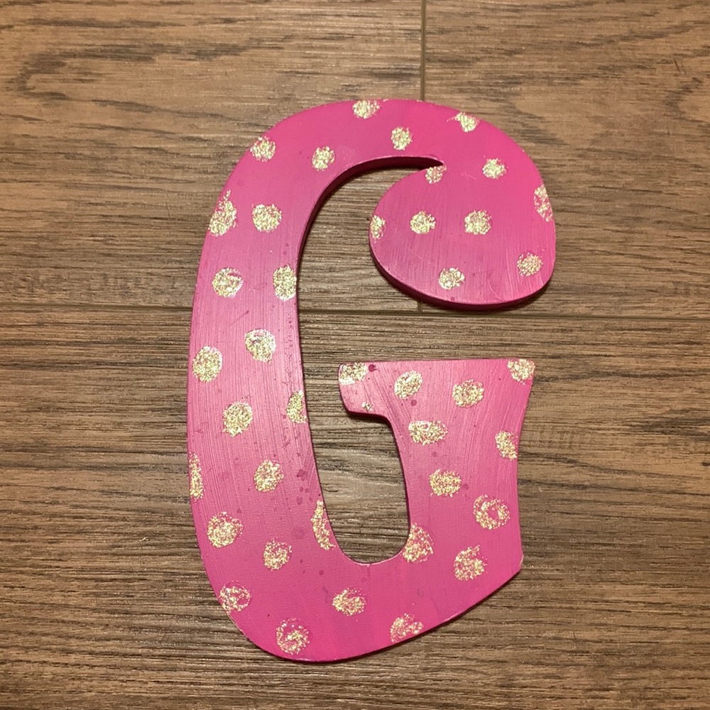 G initial sign